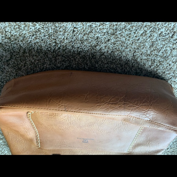 faux leather tote bag with braided straps. - Picture 2 of 6